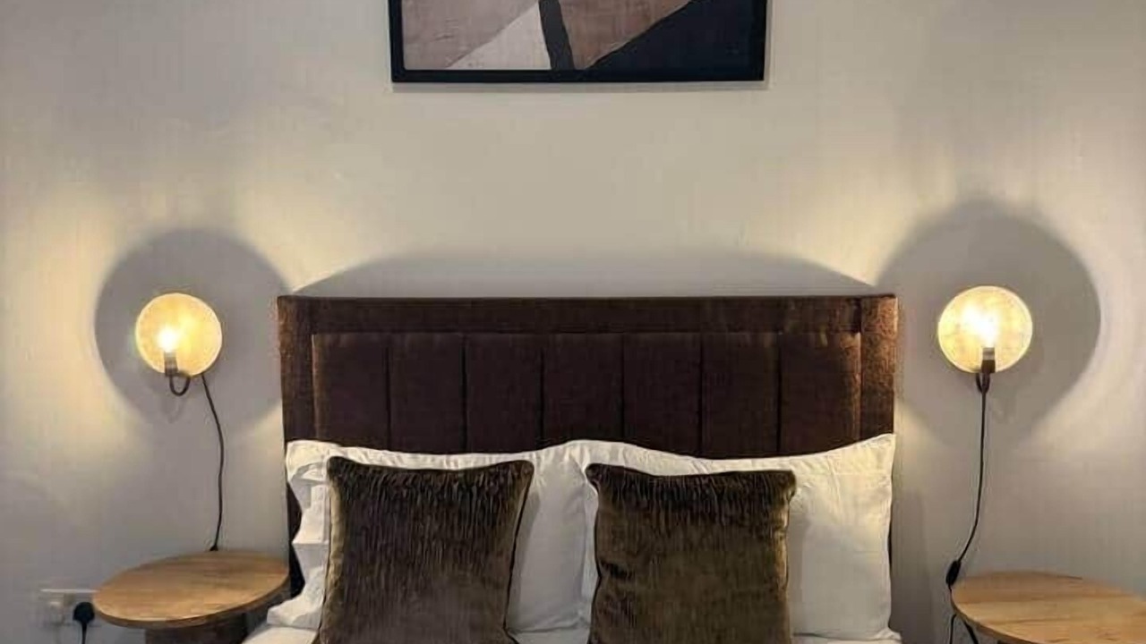 Photo of Bedroom in Kelvinbridge
