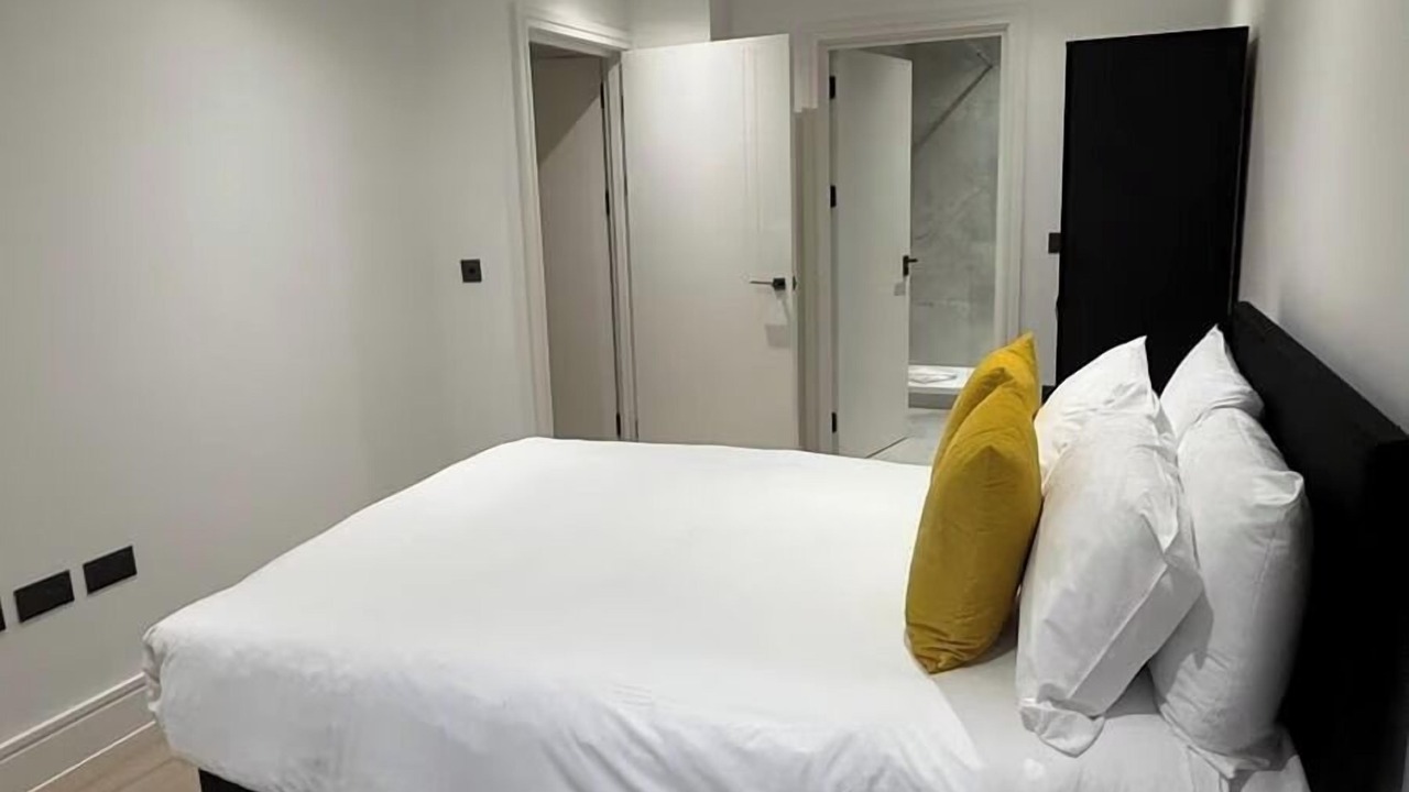 Photo of Bedroom in Boleyn