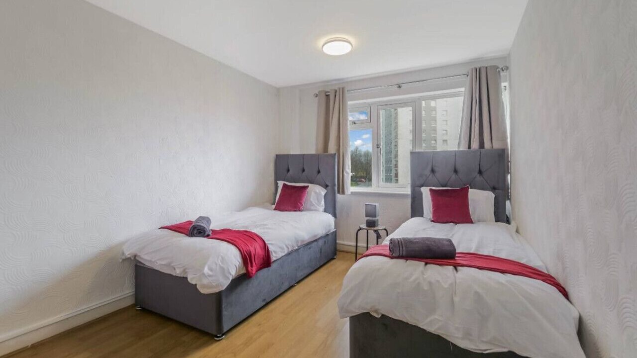 Photo of Bedroom in Paisley