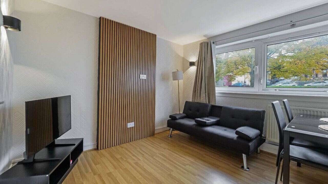 Photo of Livingroom in Paisley