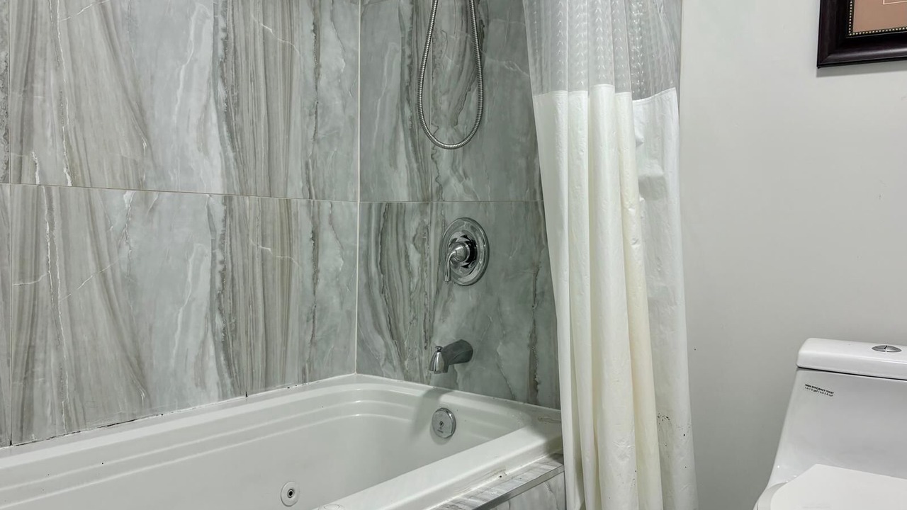 Photo of Bathroom in Steeles