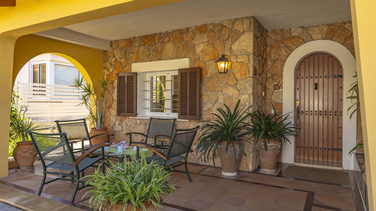 Photo of Patio Balcony in Alcanada