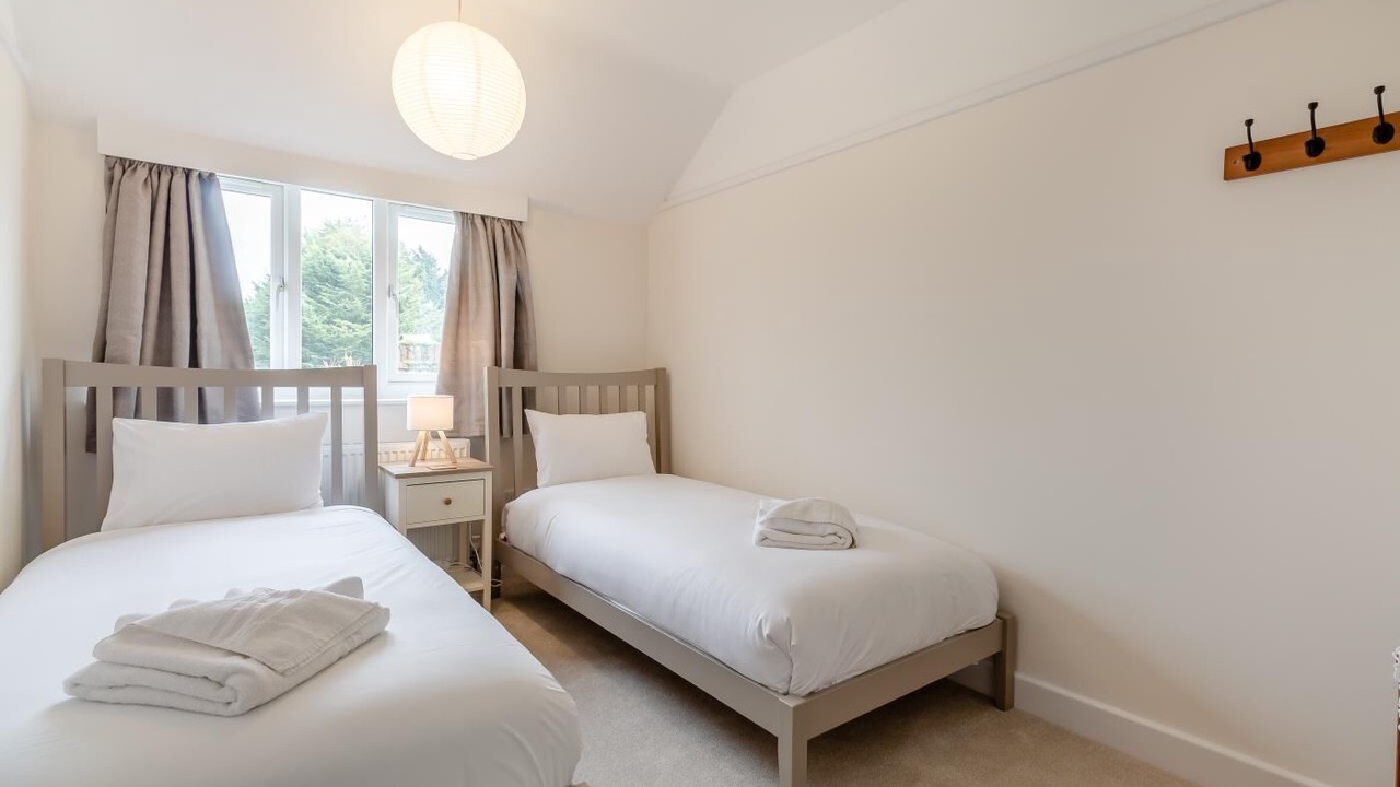 Photo of Bedroom in Knodishall