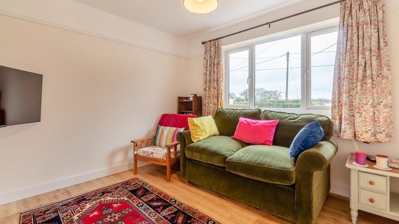 Photo of Livingroom in Knodishall