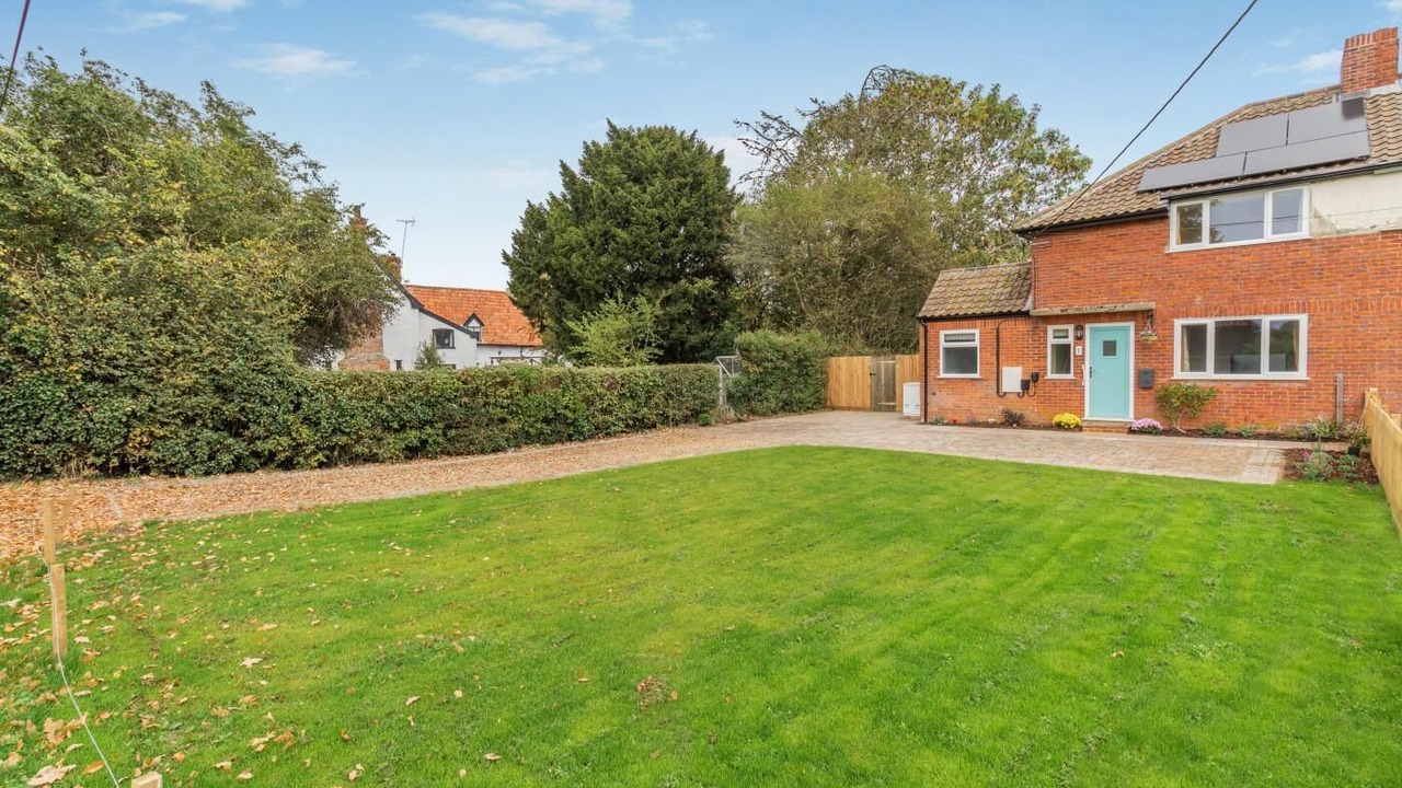 Photo of Outdoor in Knodishall