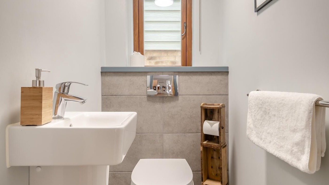 Photo of Bathroom in Aldeburgh