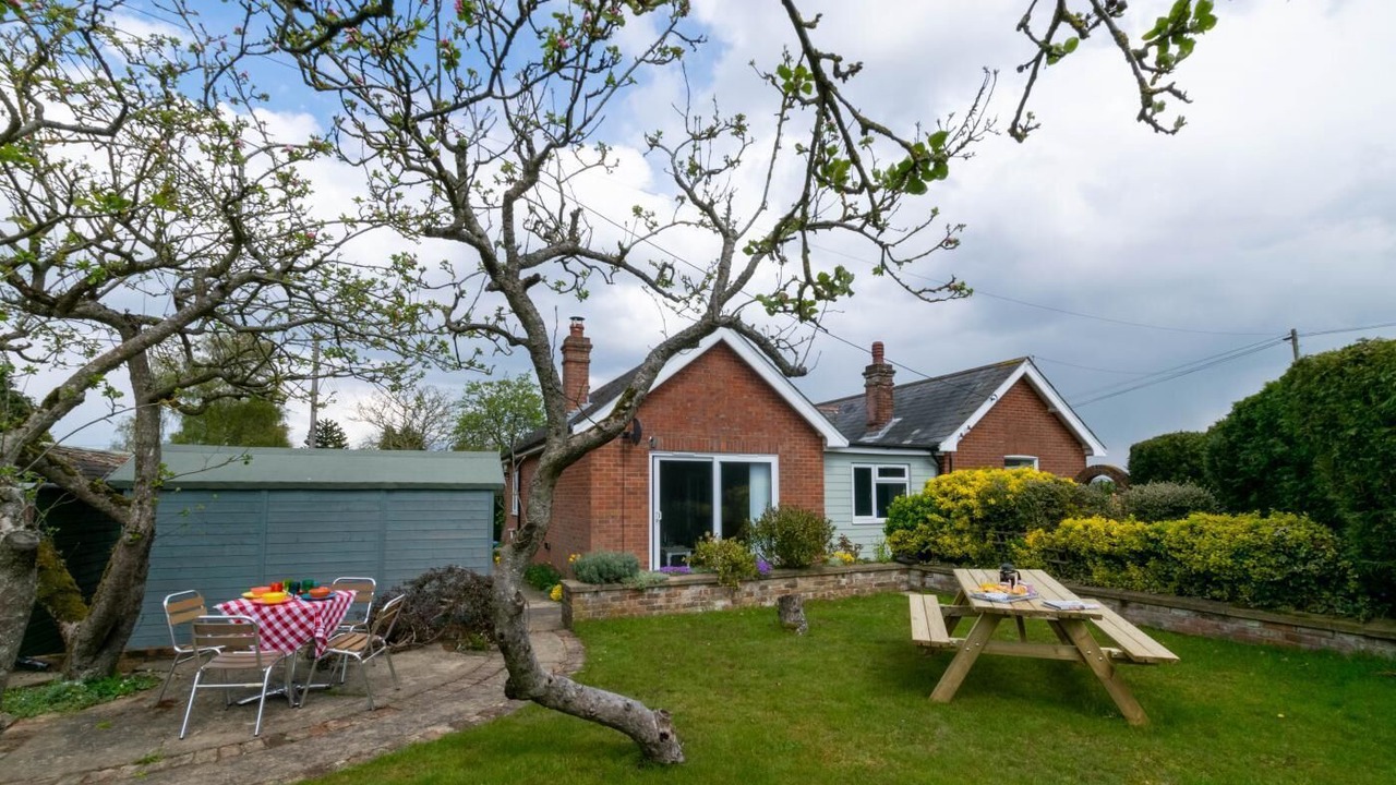 Photo of Outdoor in Knodishall