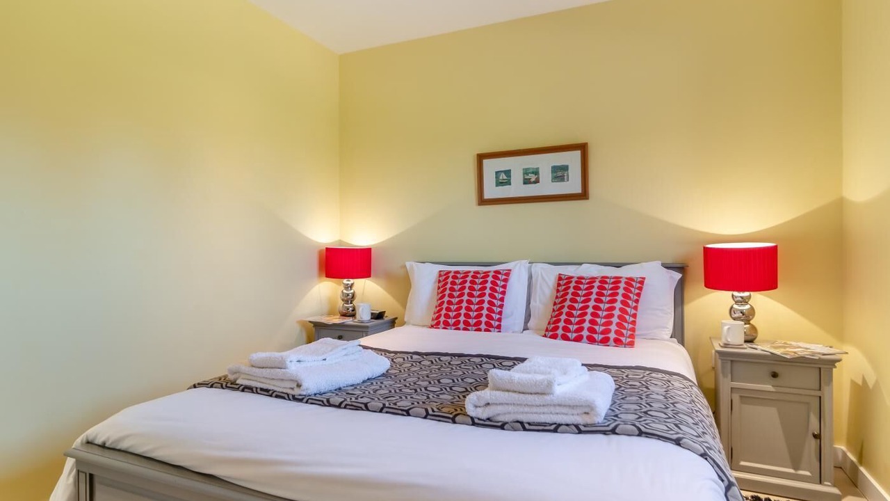 Photo of Bedroom in Knodishall