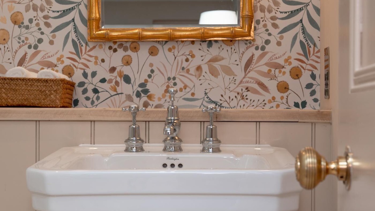 Photo of Bathroom in Tenterden