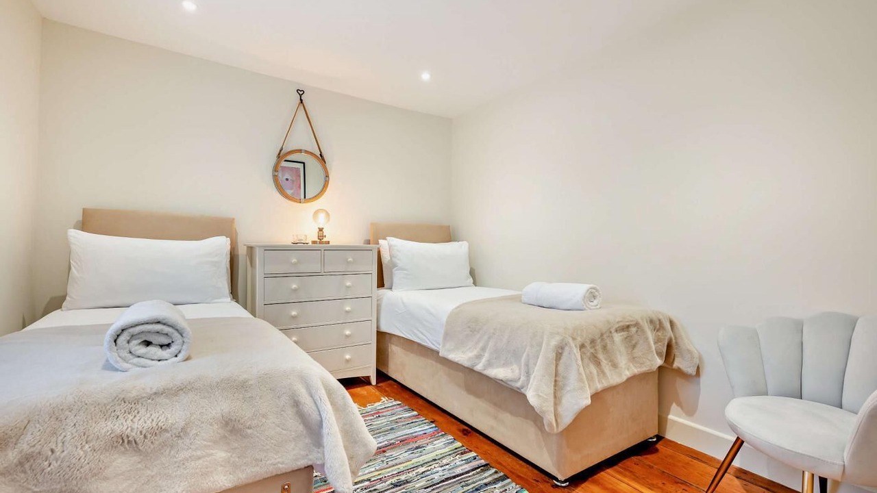 Photo of Bedroom in Mabe