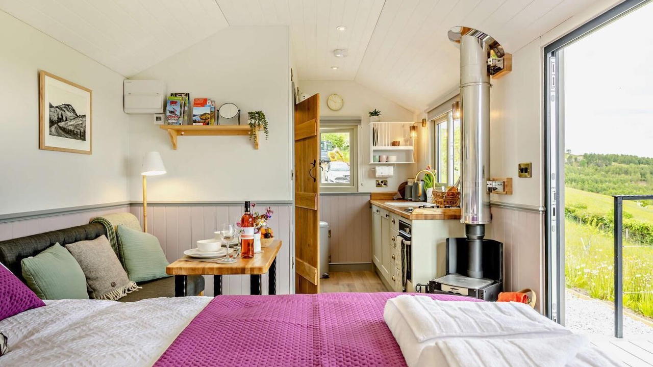 Photo of Bedroom in Llanfair Caereinion