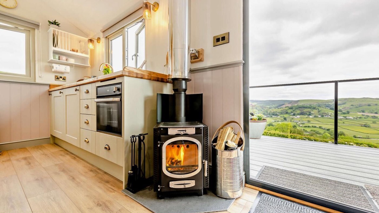 Photo of Kitchen in Llanfair Caereinion