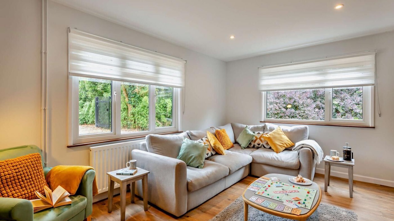 Photo of Livingroom in Acton