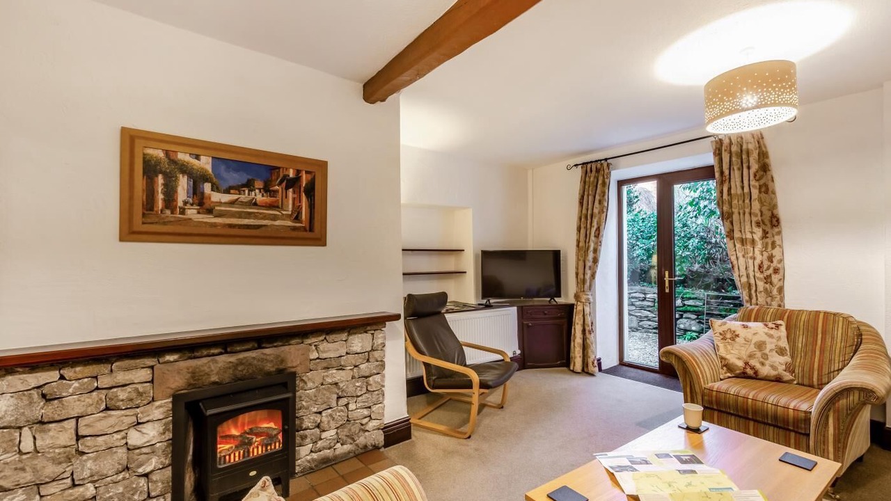 Photo of Livingroom in Low Newton
