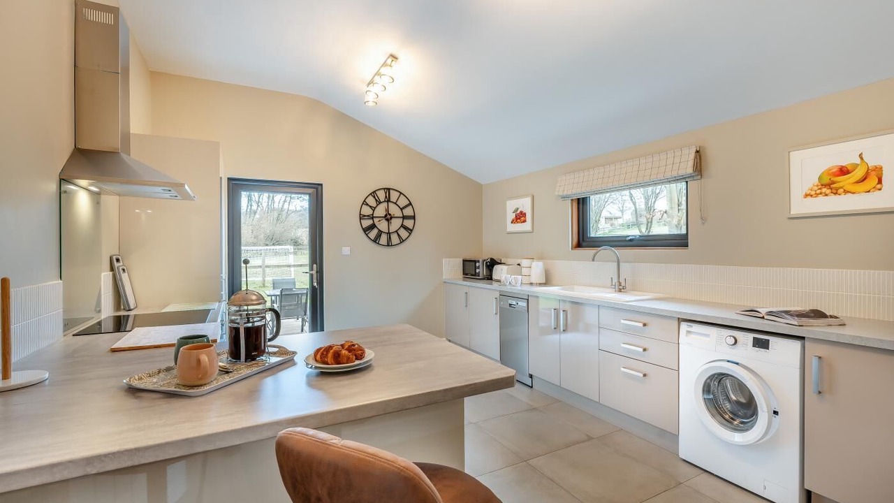 Photo of Kitchen in Ewhurst Green