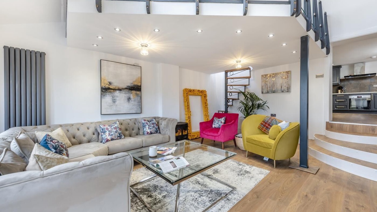 Photo of Livingroom in Milford Haven