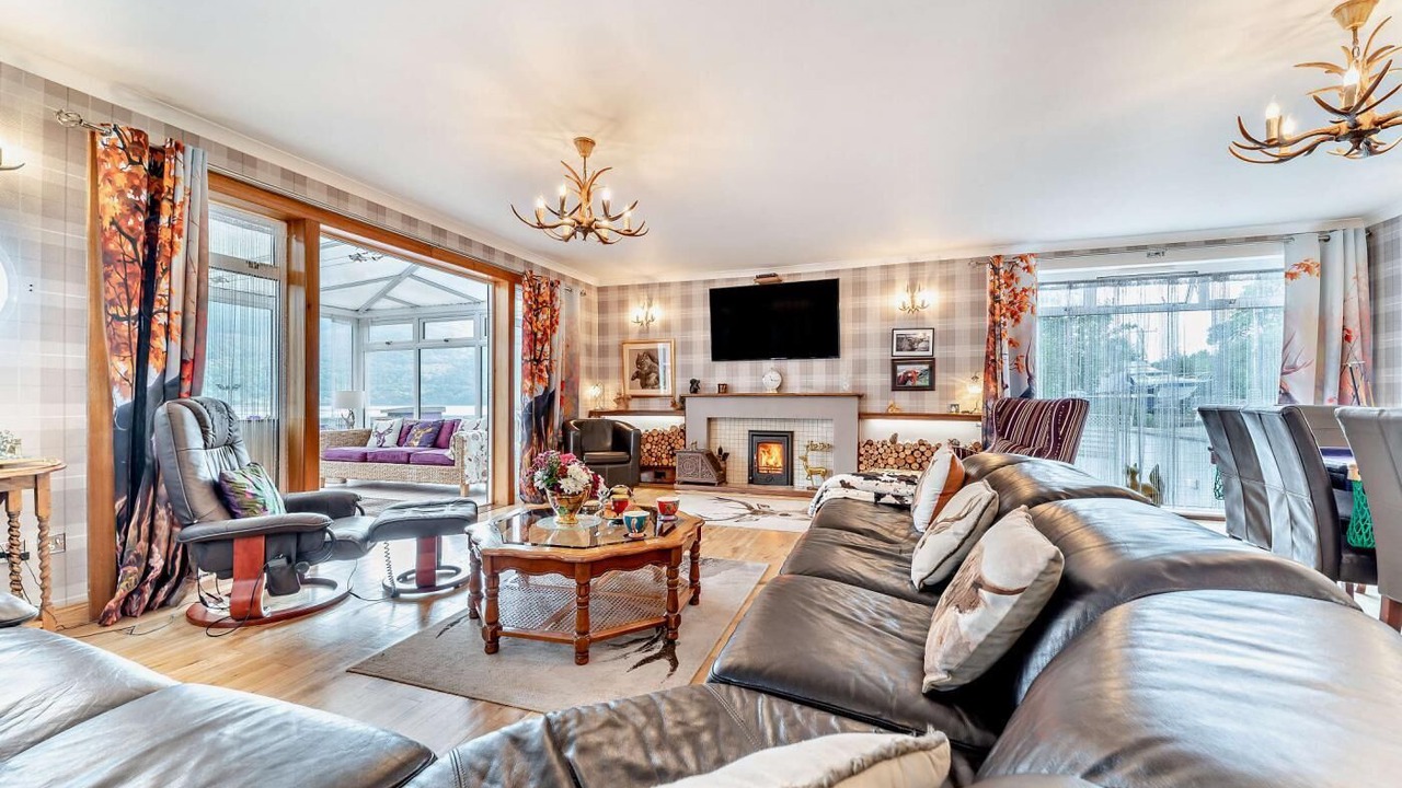 Photo of Livingroom in Cairndow