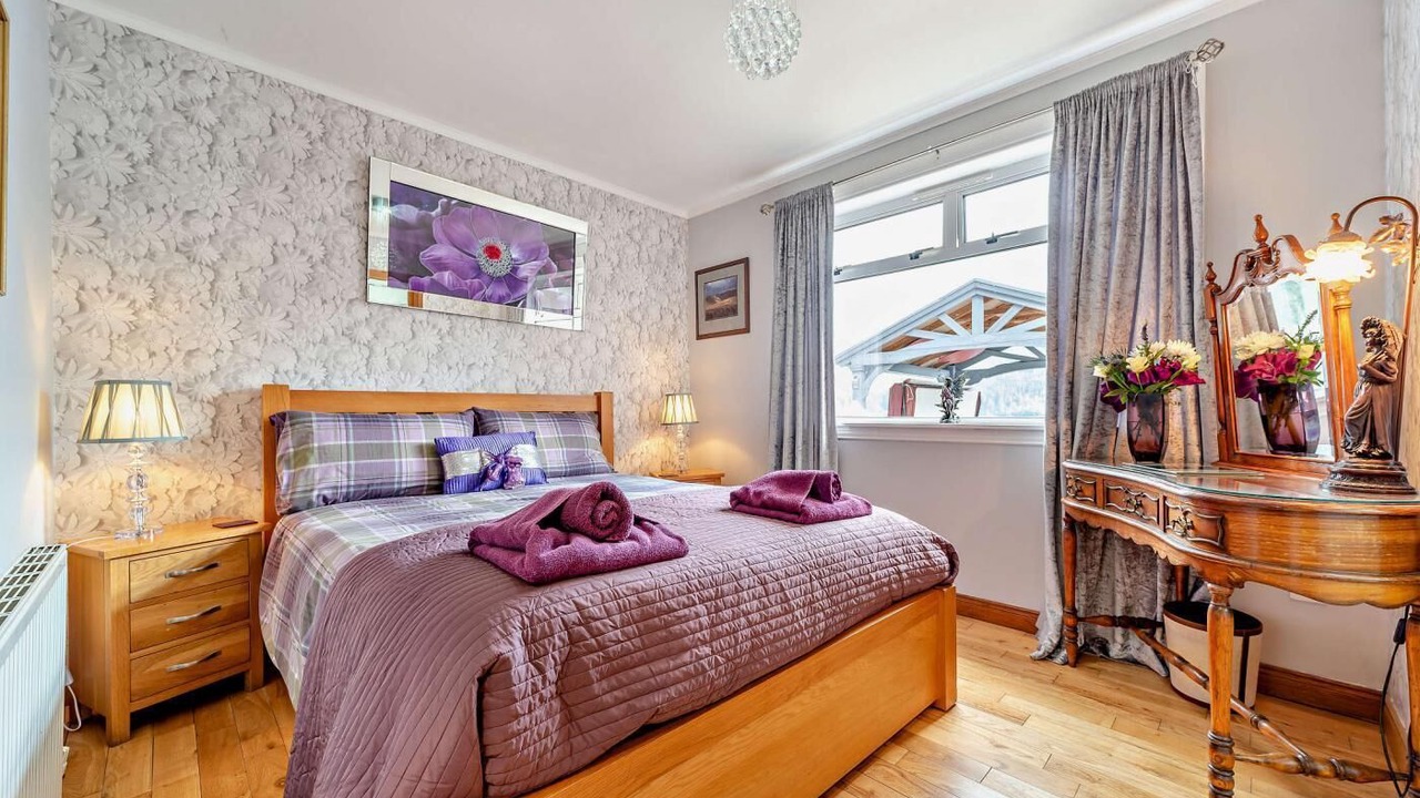 Photo of Bedroom in Cairndow