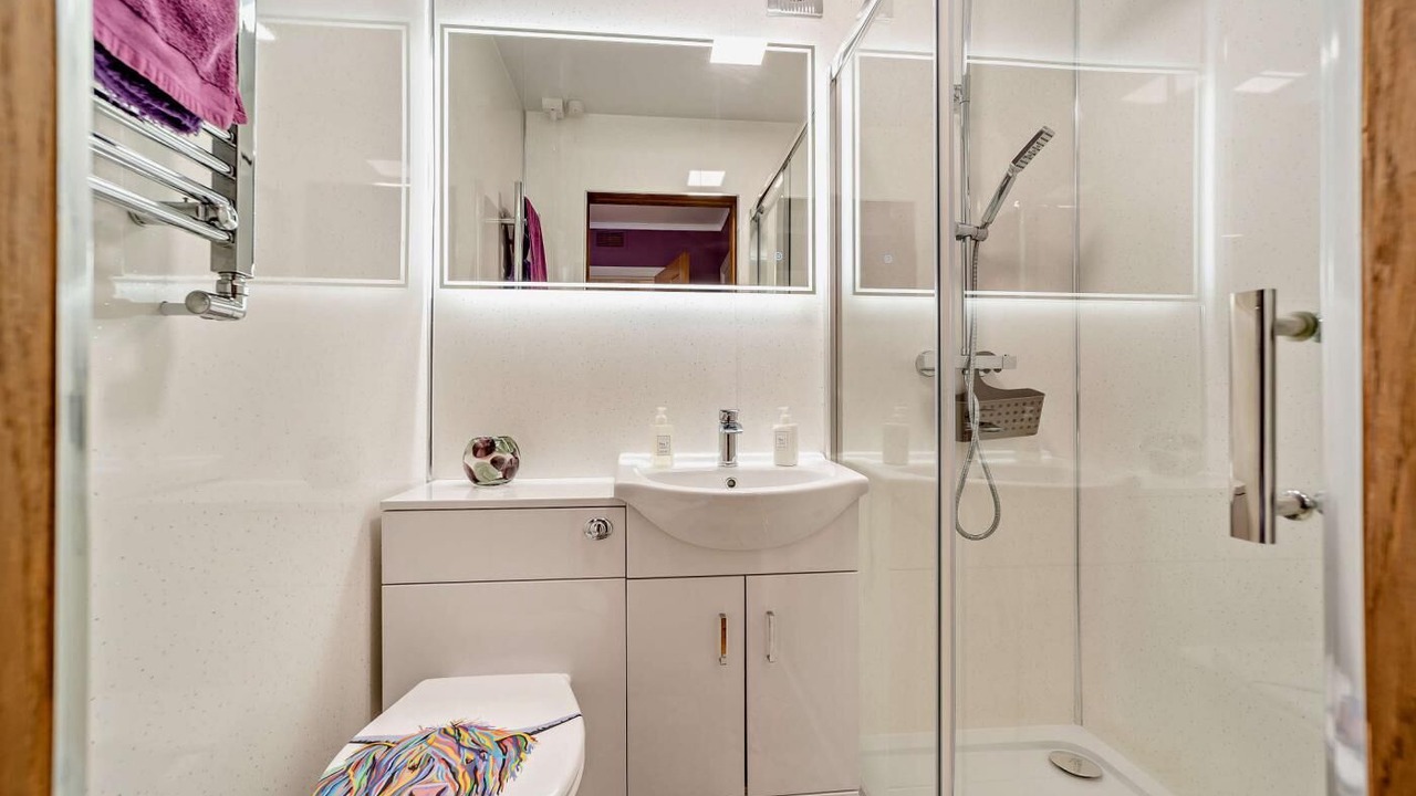 Photo of Bathroom in Cairndow