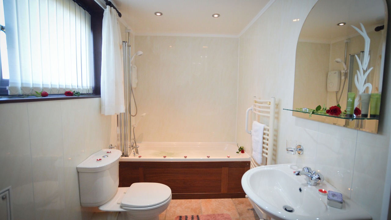 Photo of Bathroom in Connel
