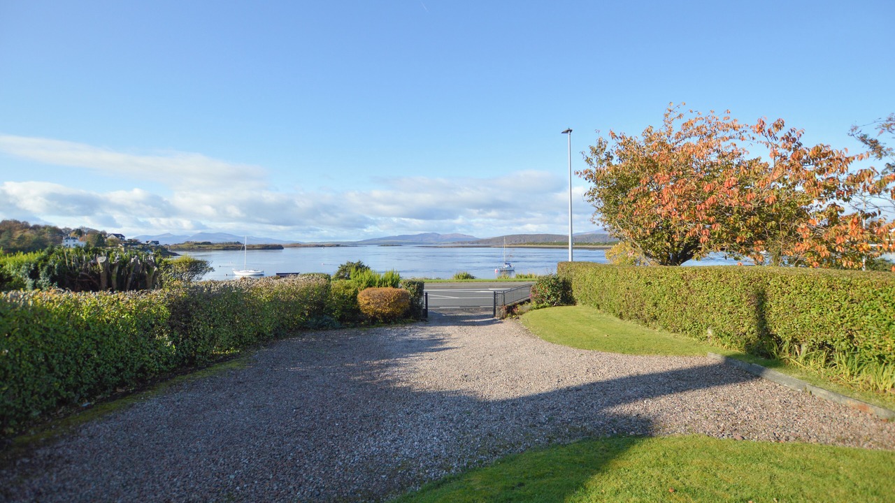 Photo of Others in Connel
