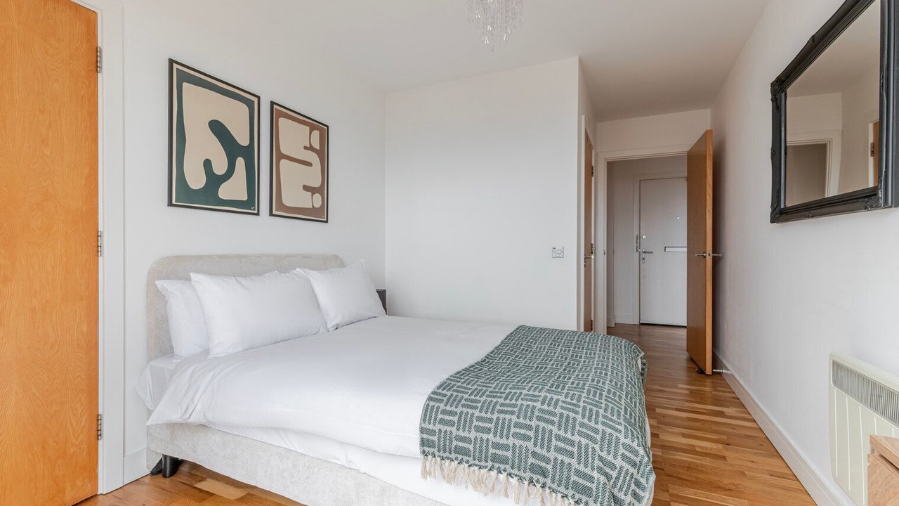 Photo of Bedroom in Shadwell