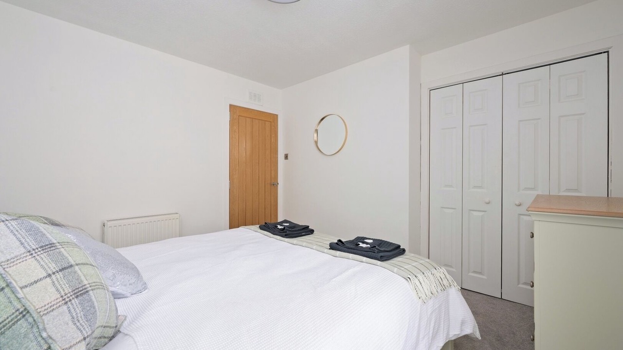 Photo of Bedroom in Airth