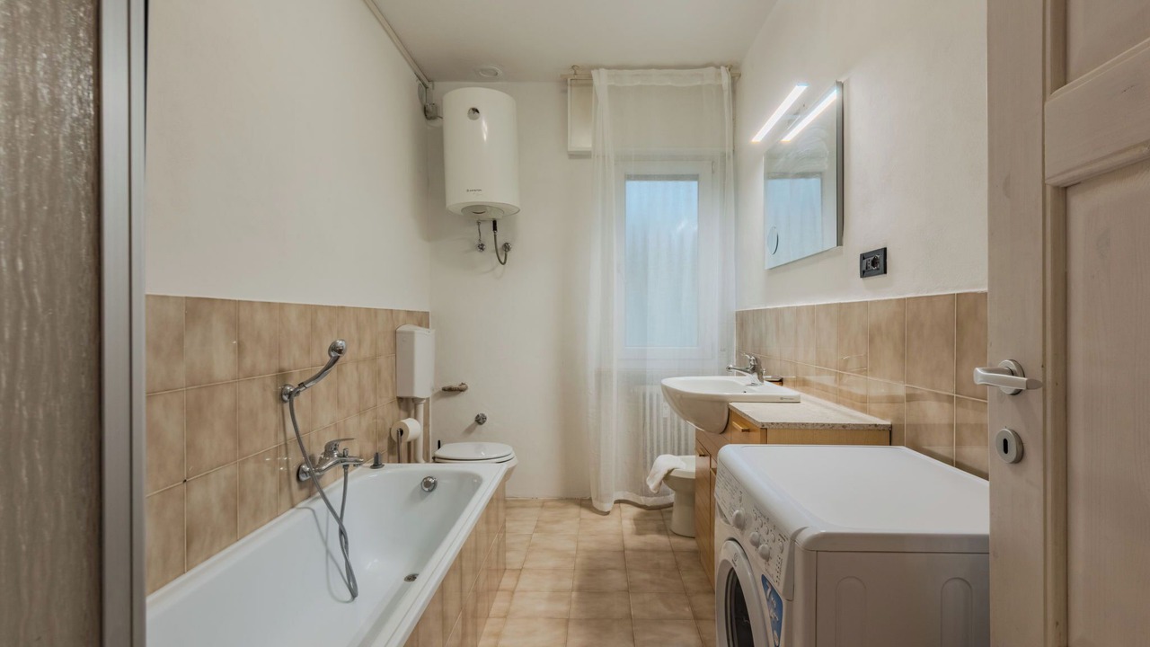 Photo of Bathroom in Arco