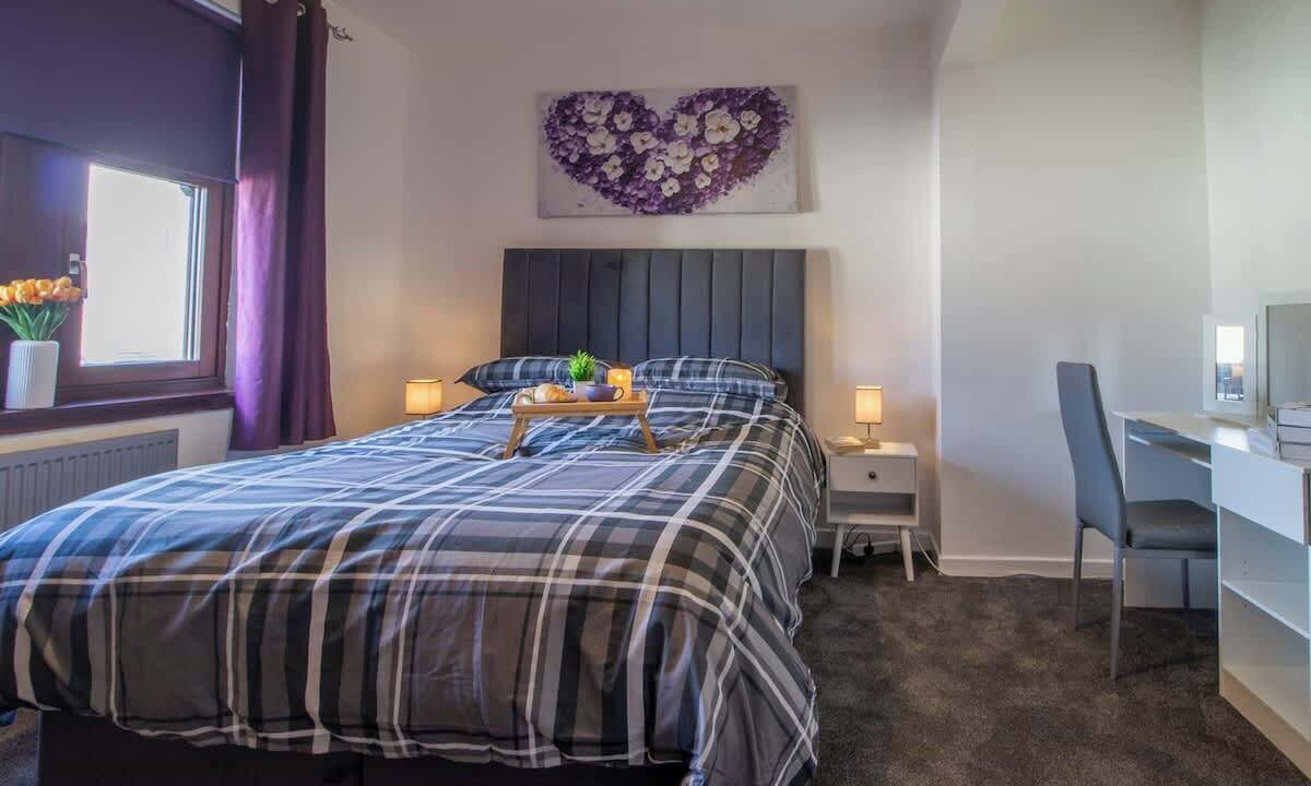 Photo of Bedroom in Largs