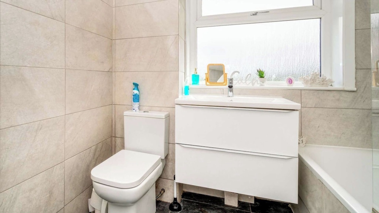 Photo of Bathroom in Greenock
