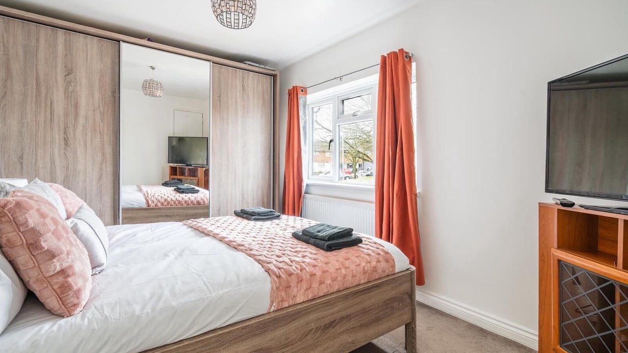 Photo of Bedroom in Hemel Hempstead