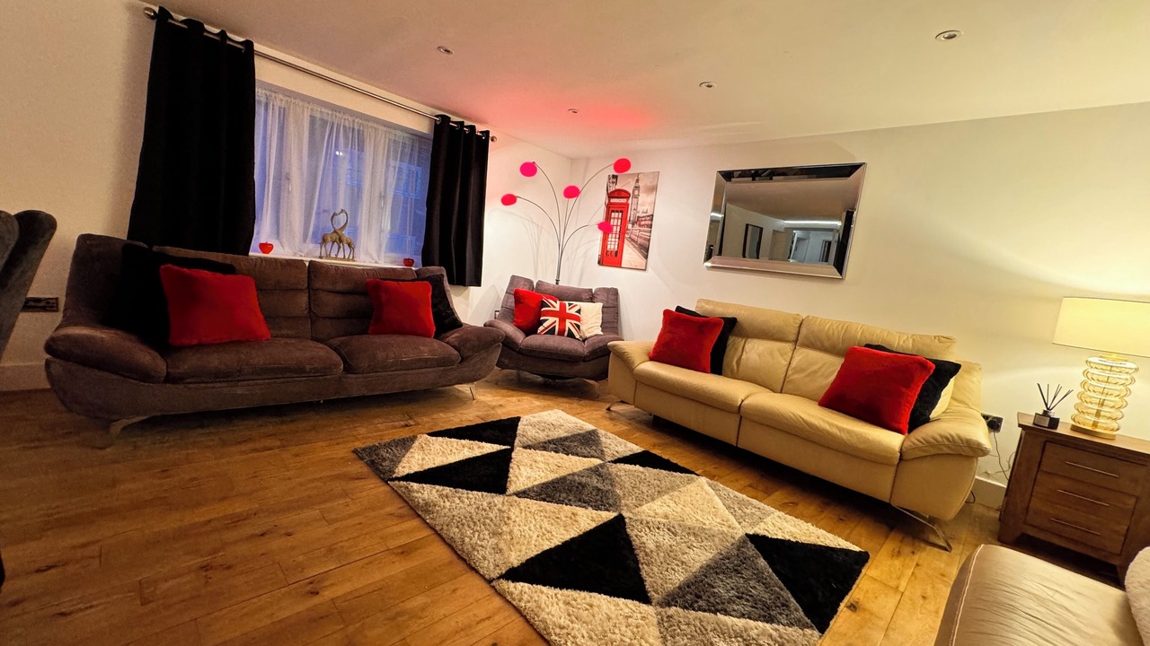 Photo of Livingroom in St Albans