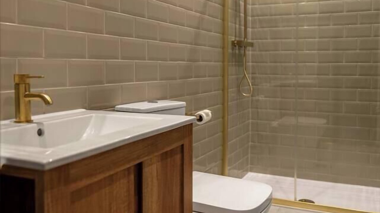 Photo of Bathroom in Callander