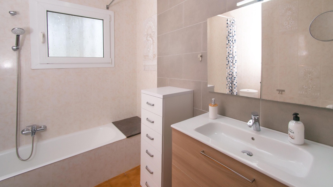 Photo of Bathroom in Calonge