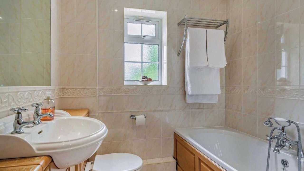 Photo of Bathroom in Abbess Roding