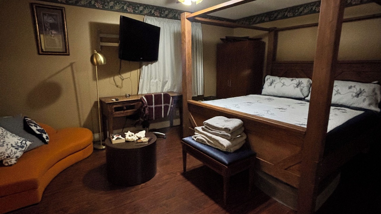 Photo of Bedroom in Chippawa