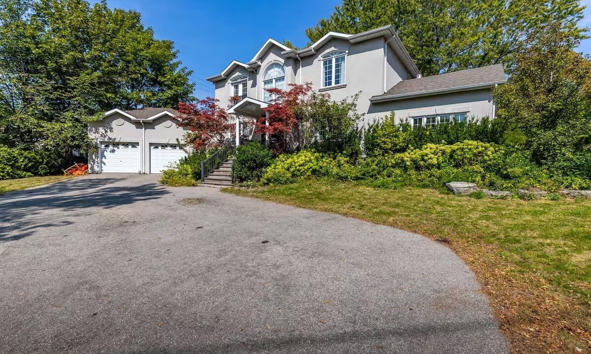 Photo of Outdoor in Scarborough
