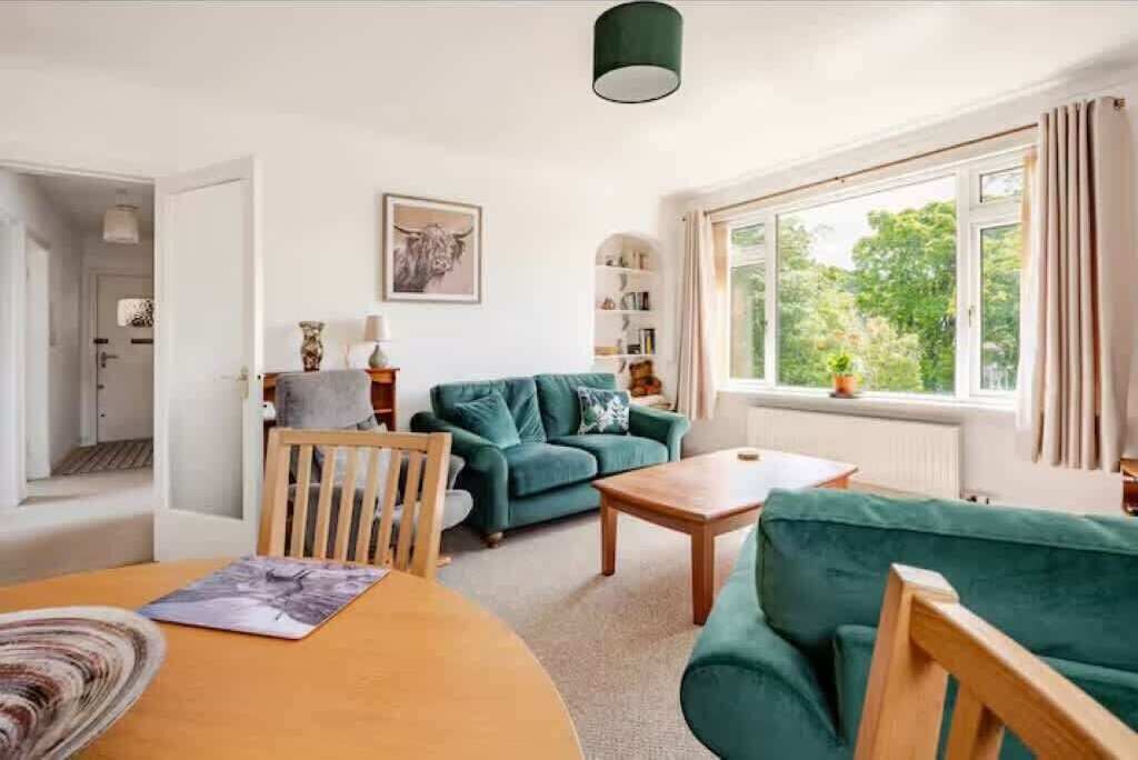 Photo of Livingroom in Largs