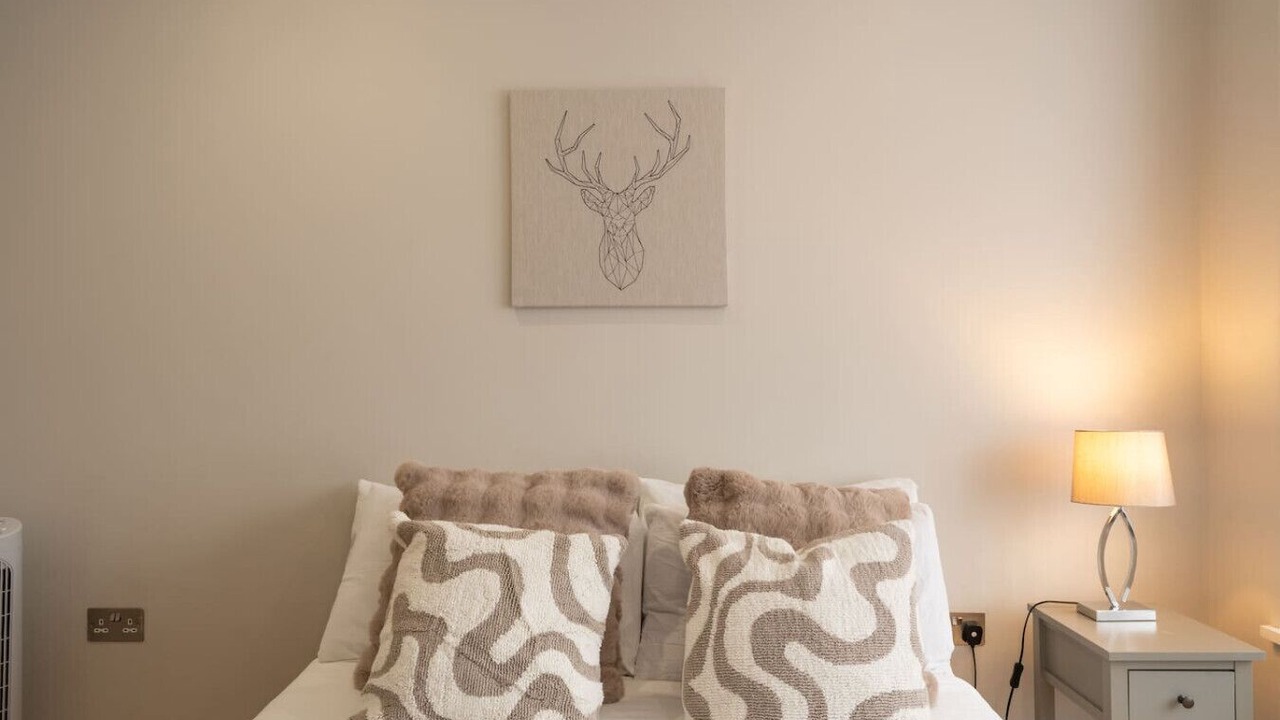 Photo of Bedroom in Cricklewood