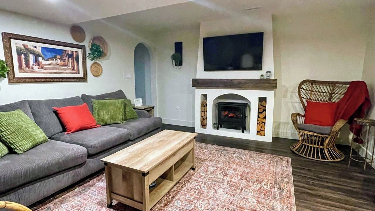 Photo of Livingroom in Amherstburg