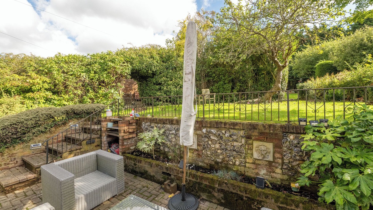 Photo of Patio Balcony in Luton