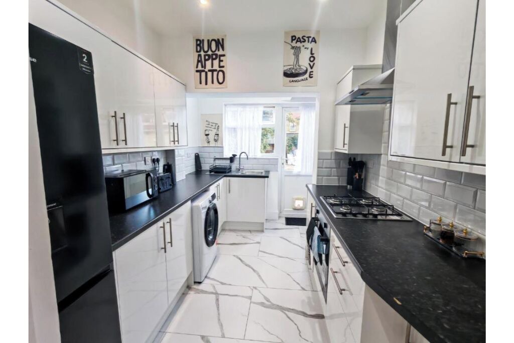 Photo of Kitchen in Seven Kings