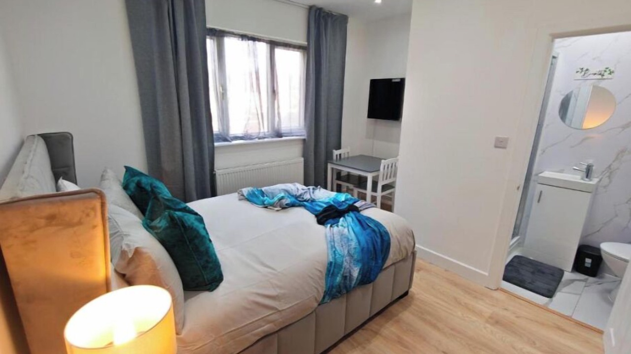 Photo of Bedroom in Seven Kings
