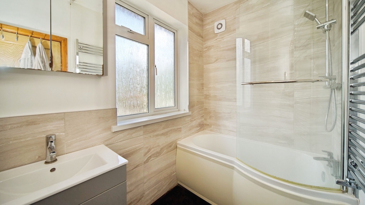 Photo of Bathroom in High Barnet