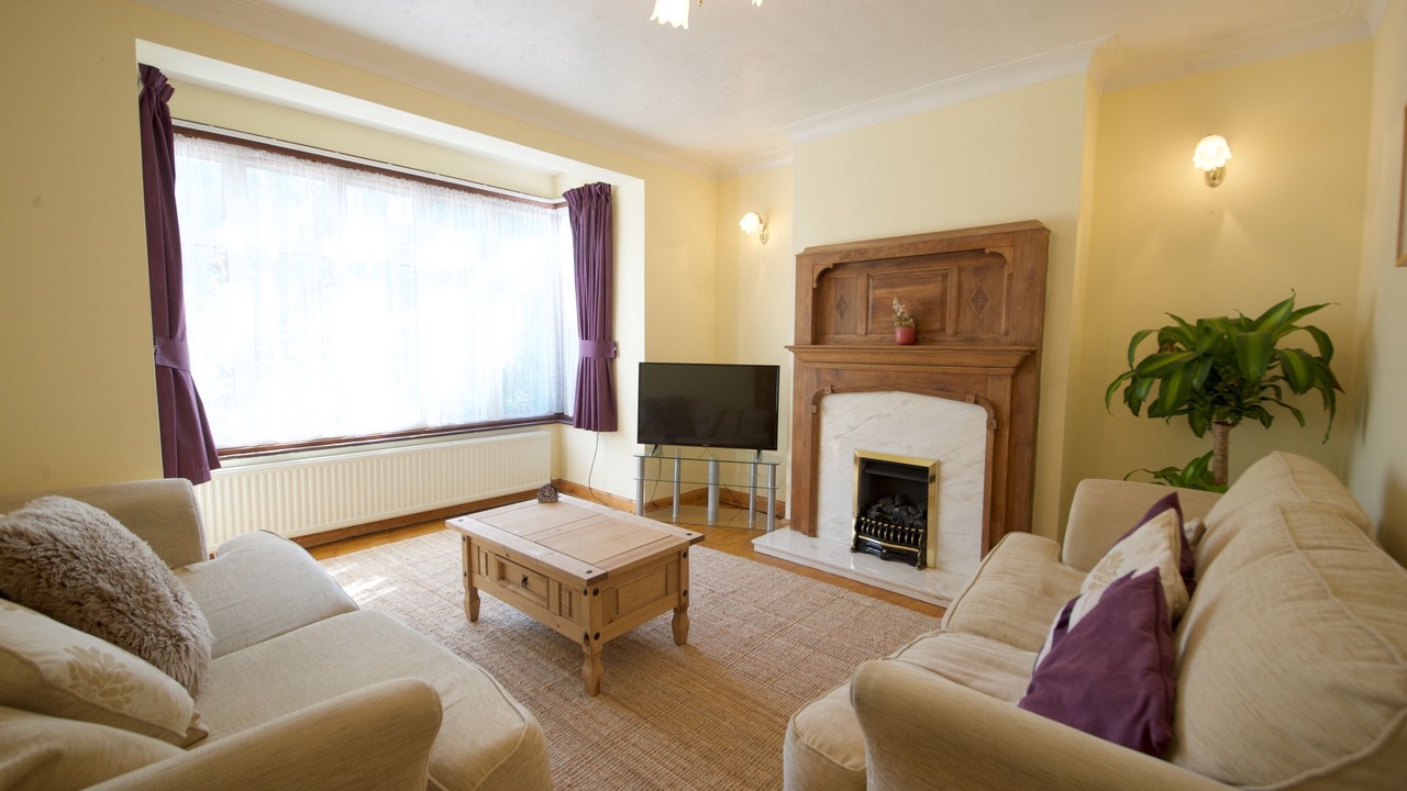 Photo of Livingroom in High Barnet