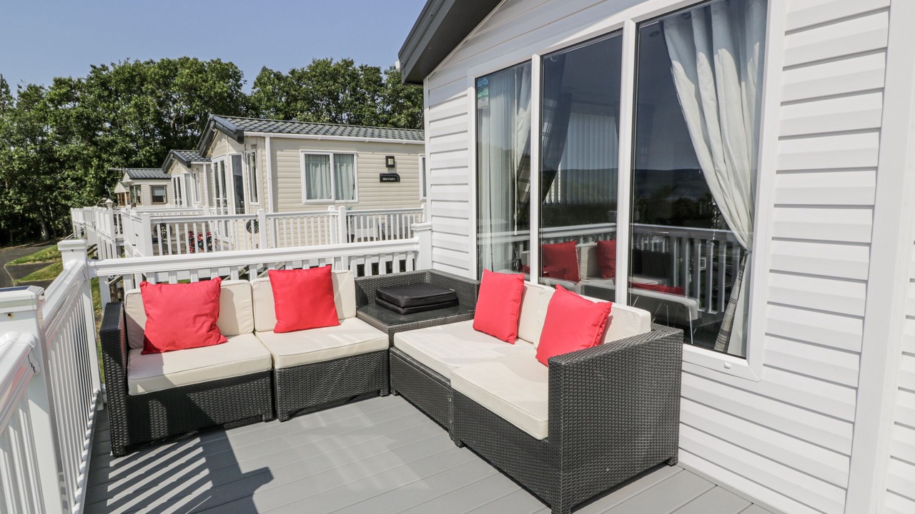 Photo of Patio Balcony in Wemyss Bay
