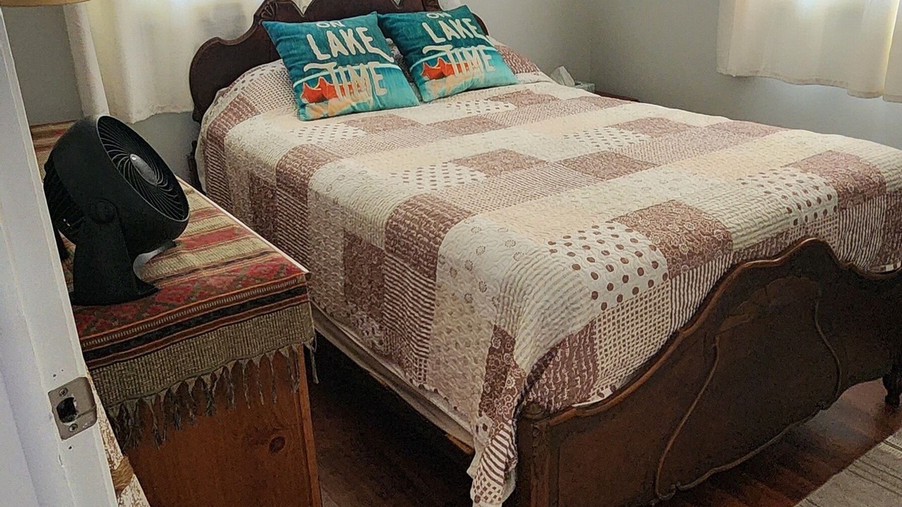 Photo of Bedroom in Amherstburg