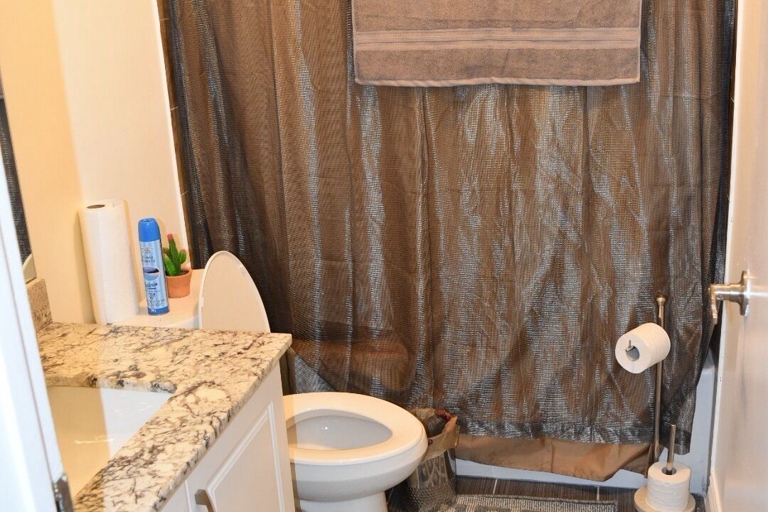 Photo of Bathroom in Woodbine - Lumsden