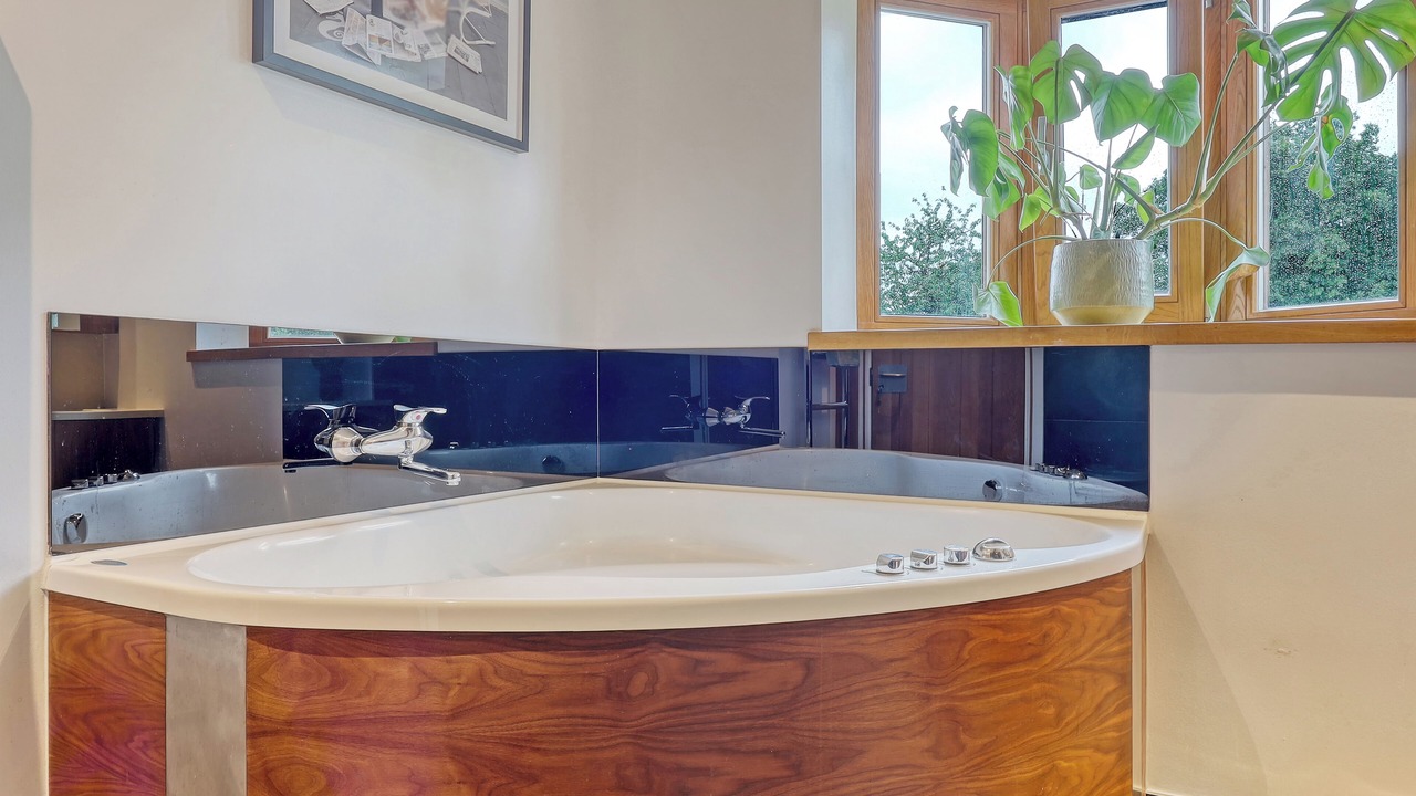 Photo of Bathroom in Redbridge