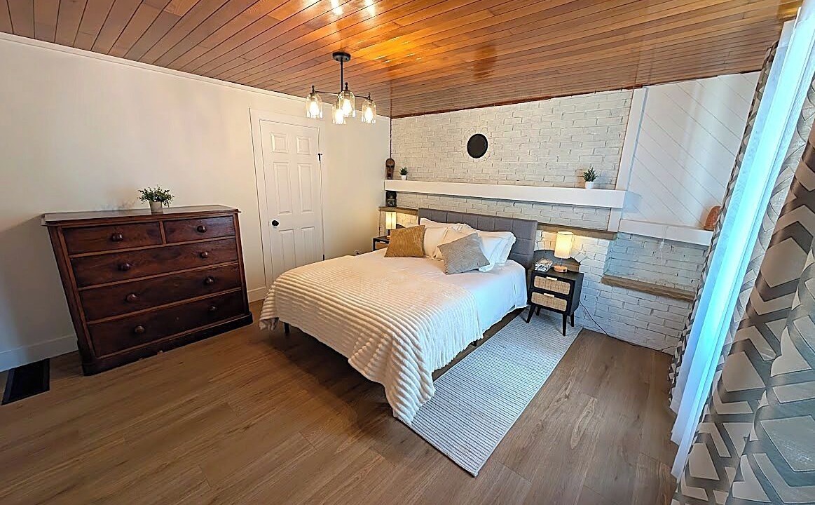 Photo of Bedroom in Port Stanley